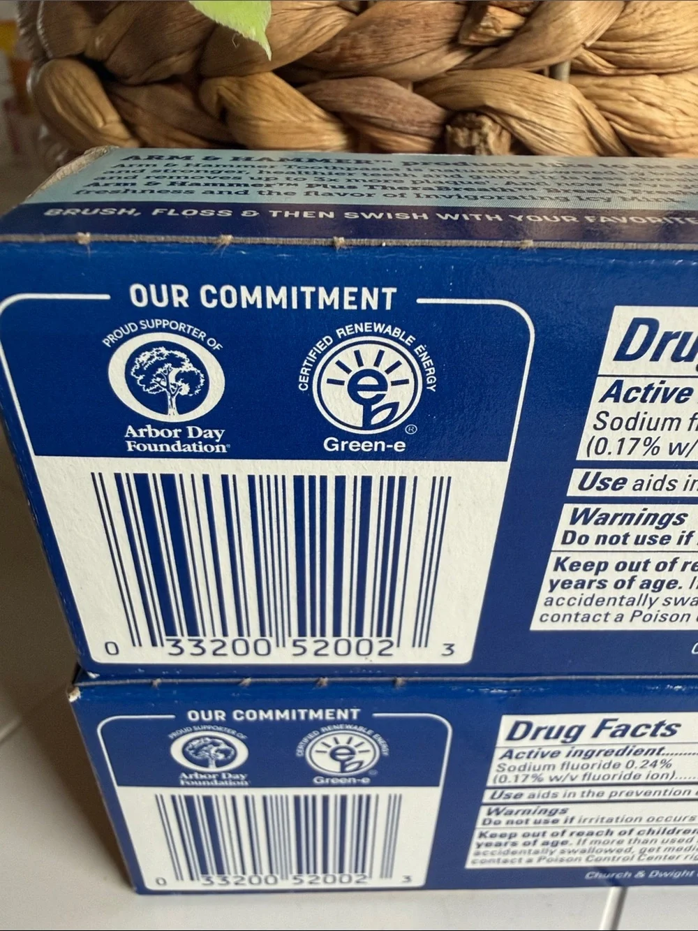 Arm & Hammer plus TheraBreath Whitening Toothpaste - Icy Mint Set of 2